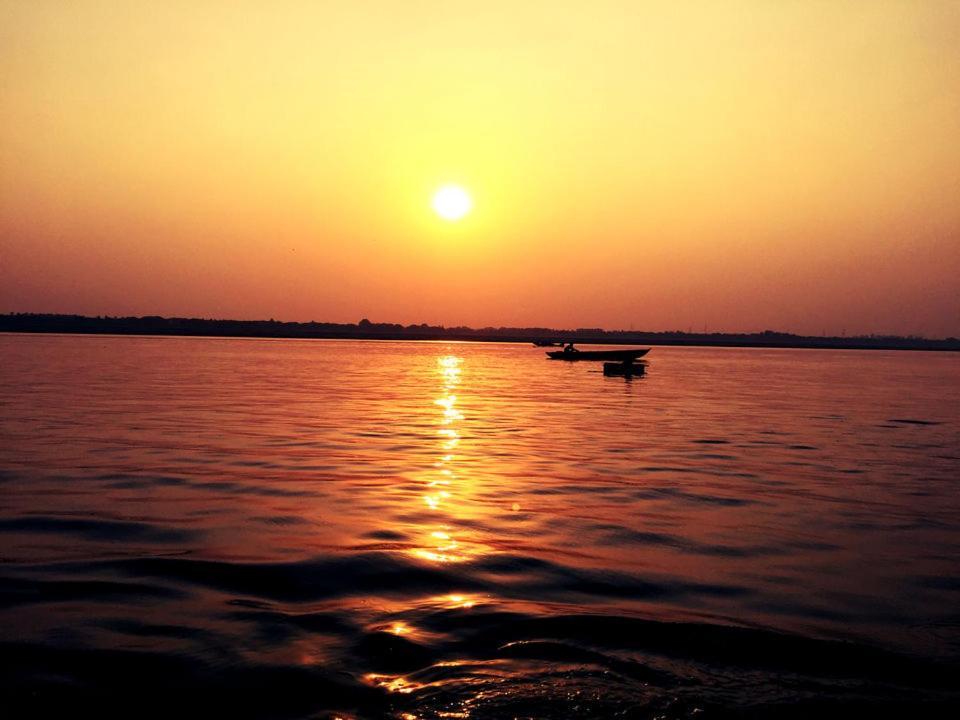 Golden River Váránaszi Kültér fotó